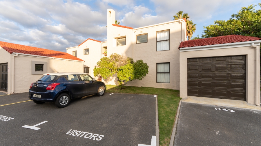 2 Bedroom Property for Sale in Greenways Golf Estate Western Cape